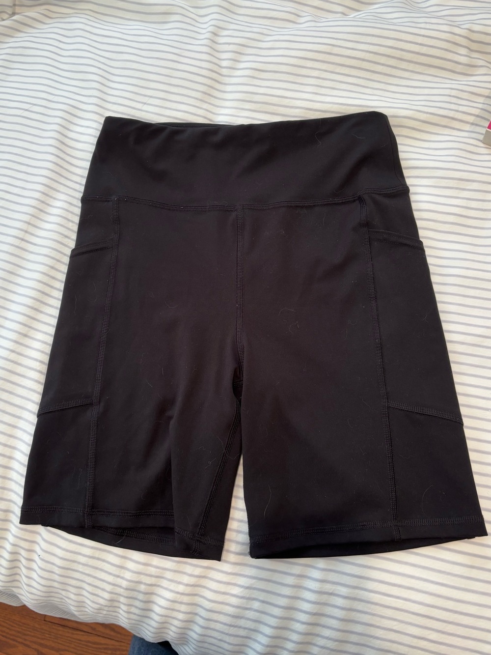 American Eagle Outfitters Black High-Rise Bike Shorts with Side Pockets